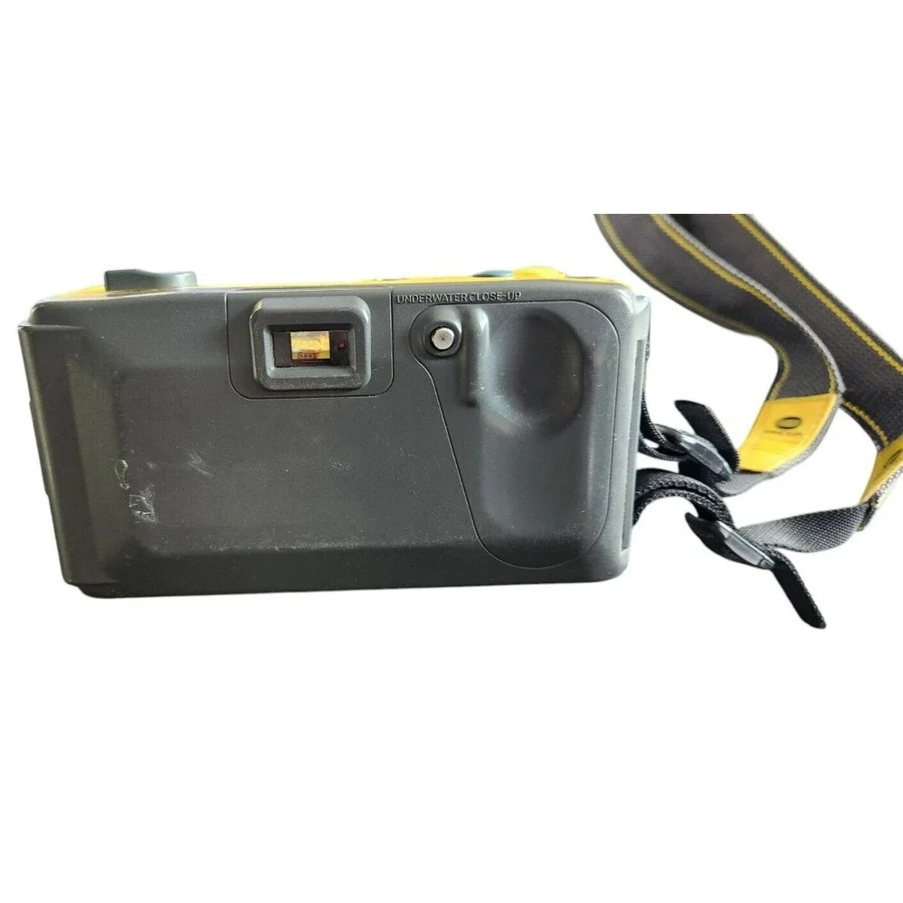 Minolta‎ Weathermatic Dual 35mm Shoot Film Camera